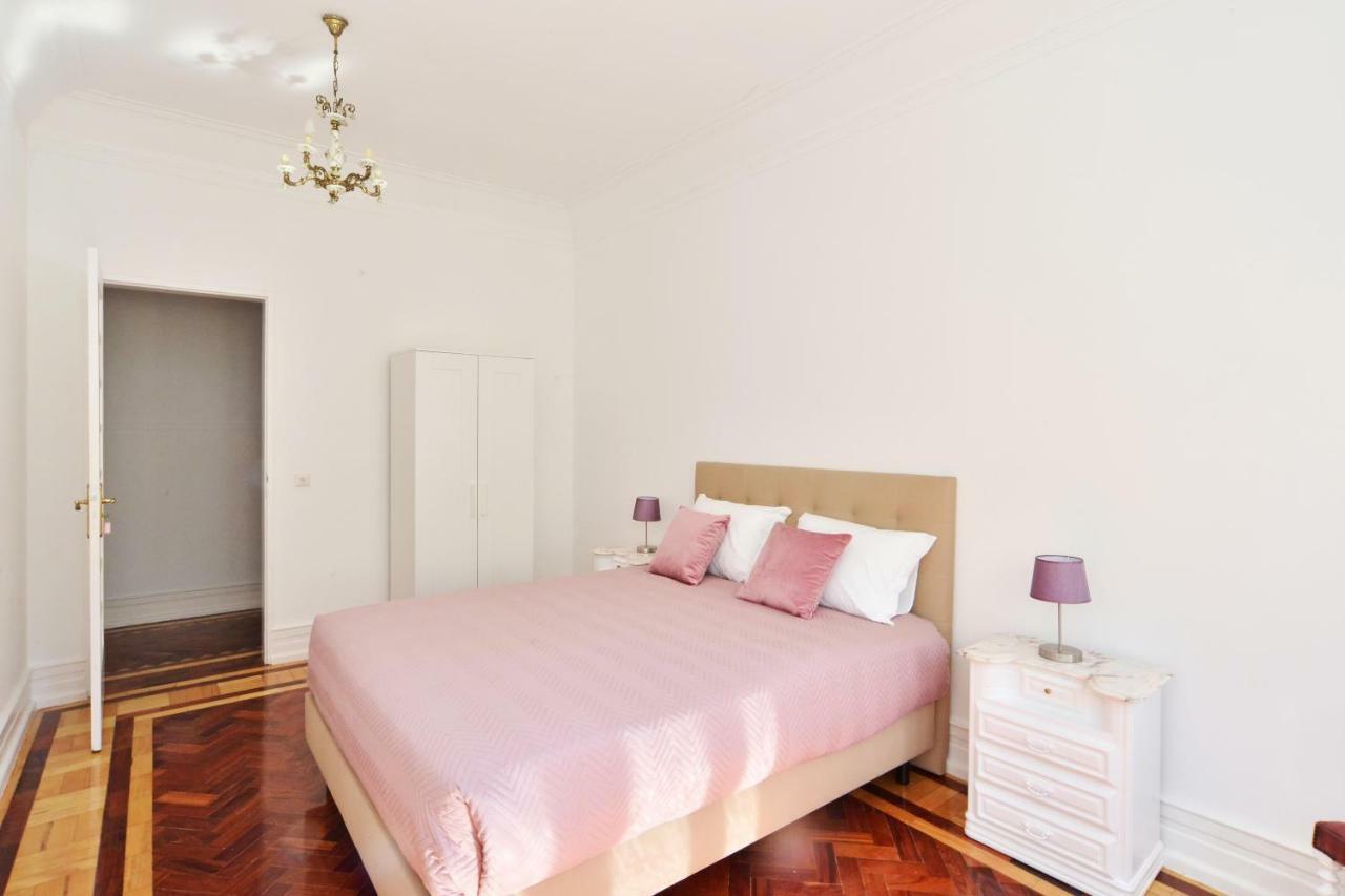 Guest House Avenida 리스본 외부 사진